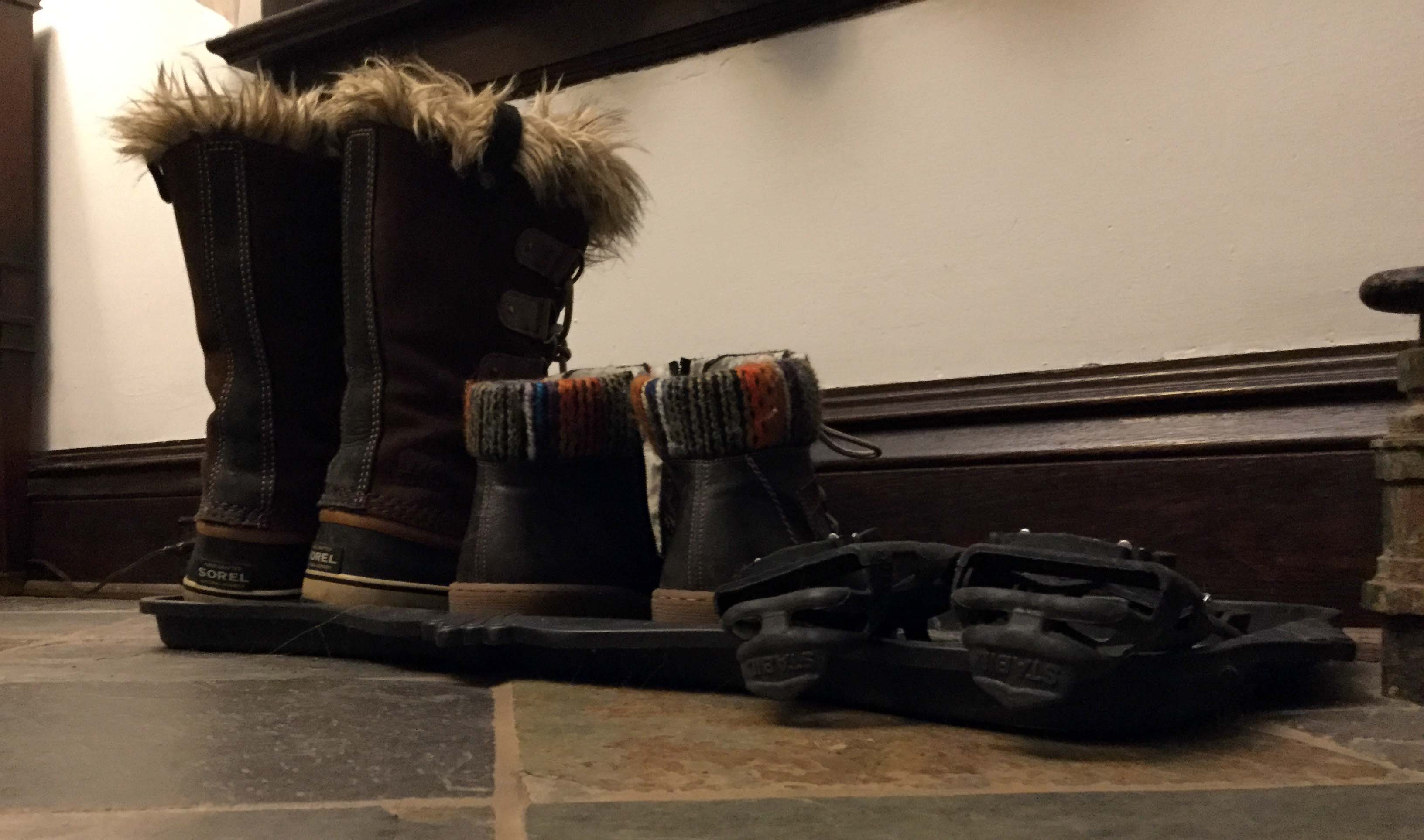 image of three kinds of snow boots